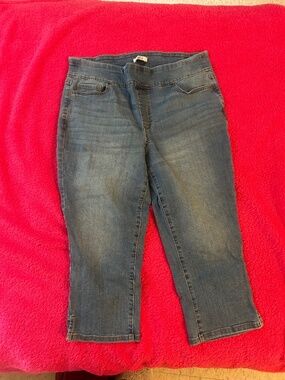 Croft & Barrow Pullon Denim Capris